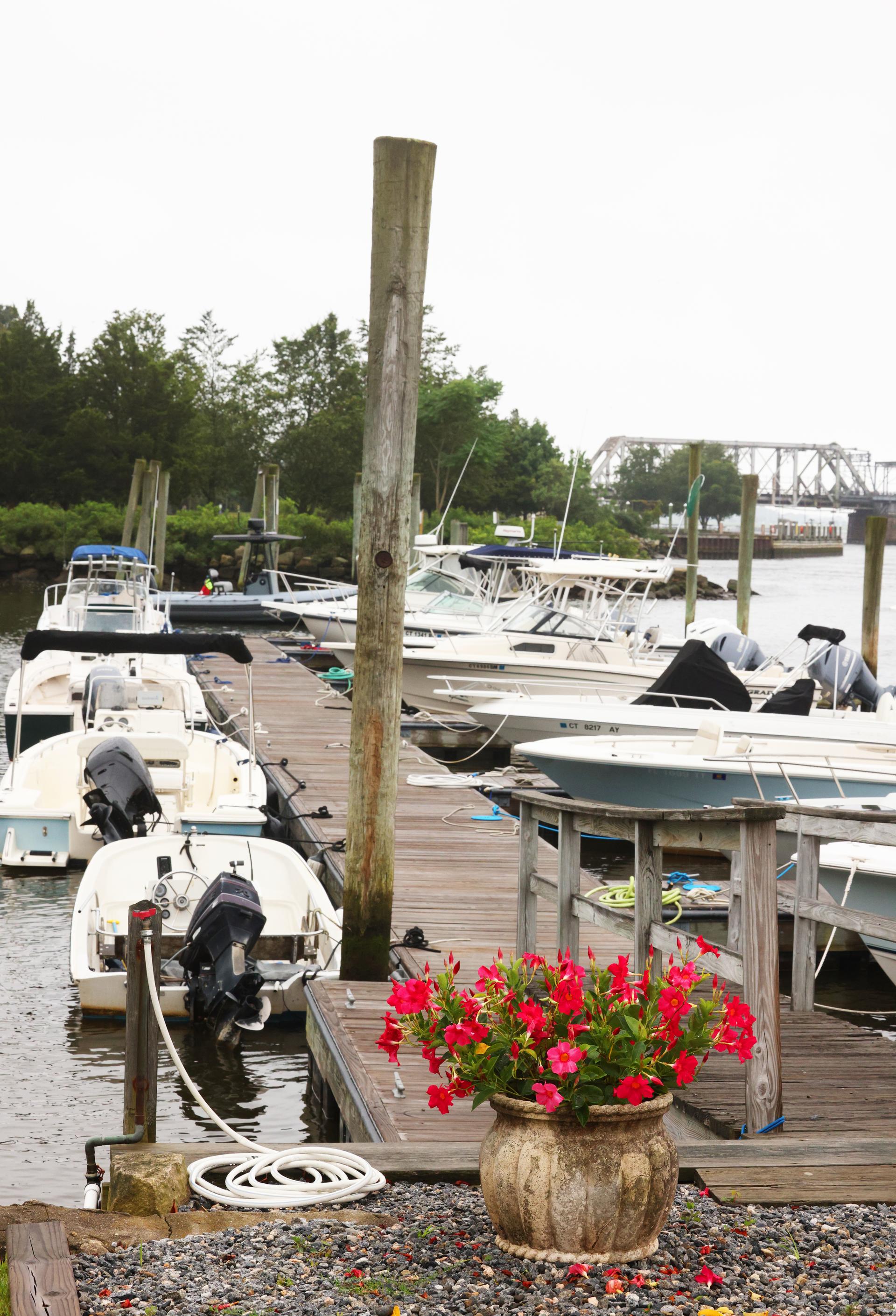 Old Lyme Dock marine fuel with floating docks